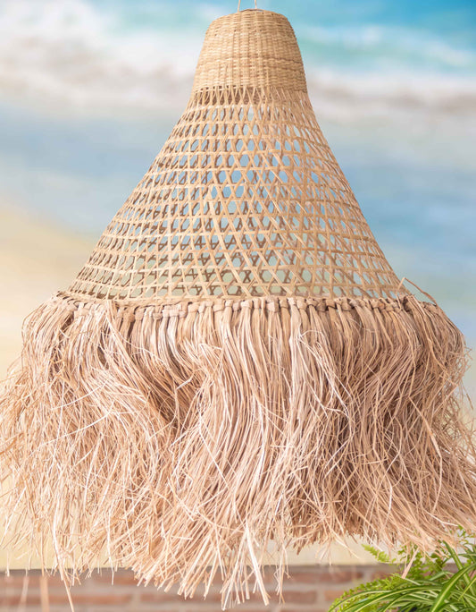 LAMPARA DE MIMBRE CON FLECOS